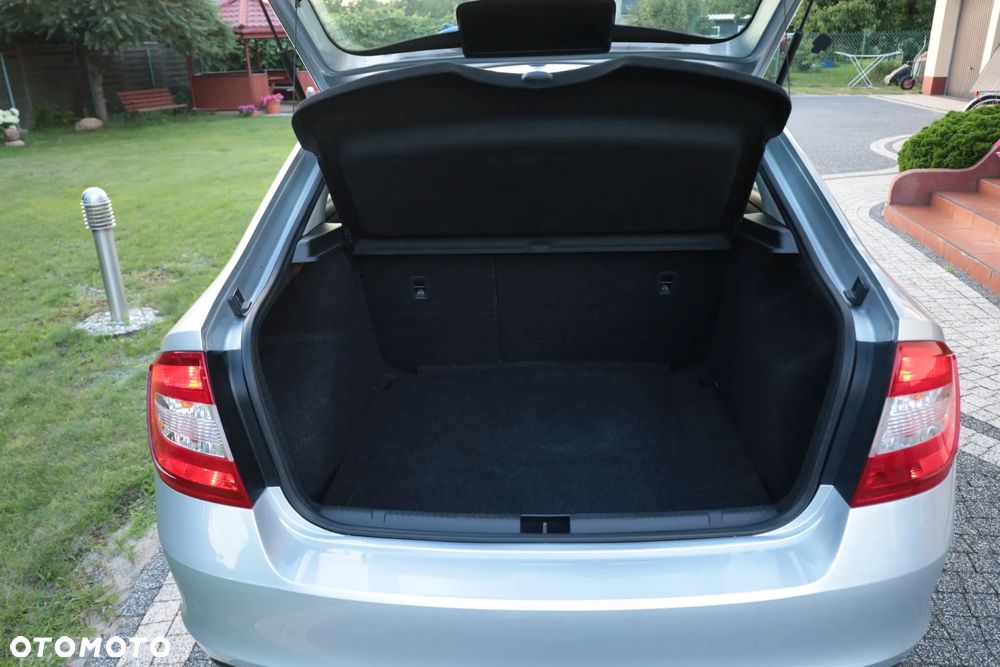 Skoda RAPID Spb 1.6 TDI DPF Active - 14
