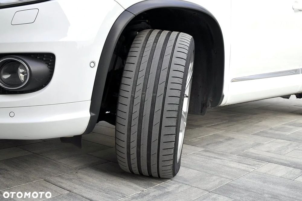 Volkswagen Tiguan 2.0 TDI 4Mot Perfectline R-Style DSG - 30