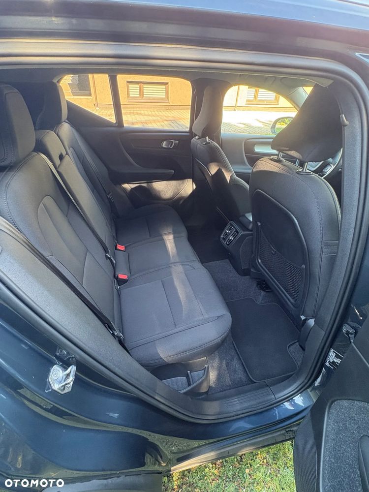 Volvo XC 40 - 18