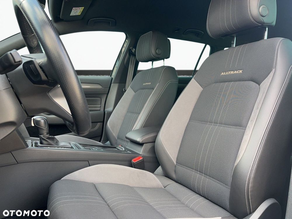 Volkswagen Passat Alltrack - 13