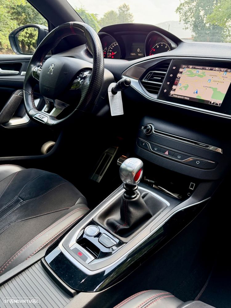 Peugeot 308 1.6 e-THP GTi - 18