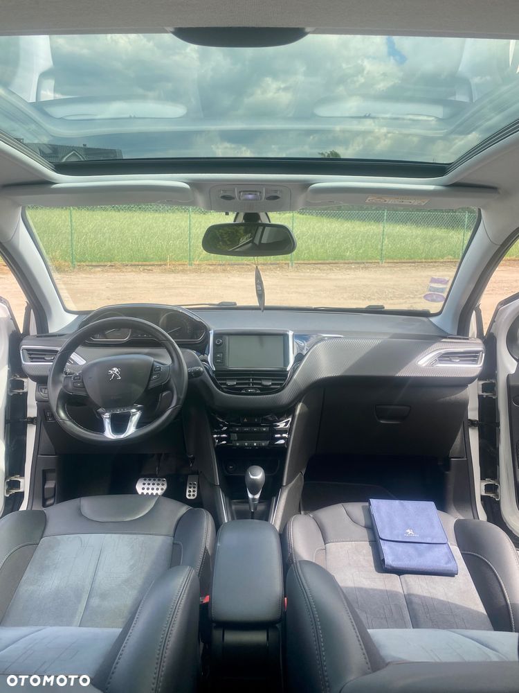 Peugeot 208 PureTech 110 Stop & Start EAT6 Allure - 16