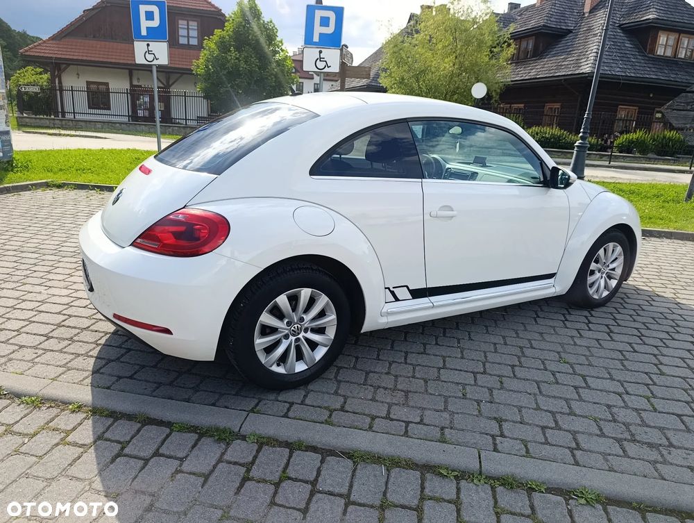 Volkswagen Beetle 1.6 TDI DPF DSG Blue Motion Technologie Exclusive Design - 7