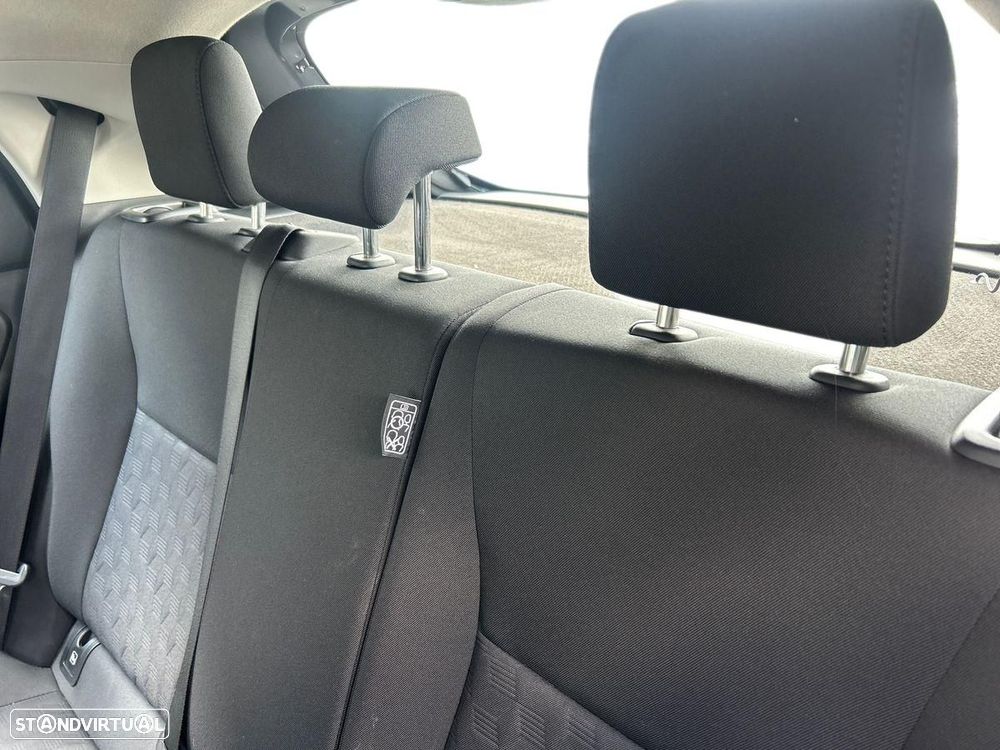 Toyota Yaris - 15