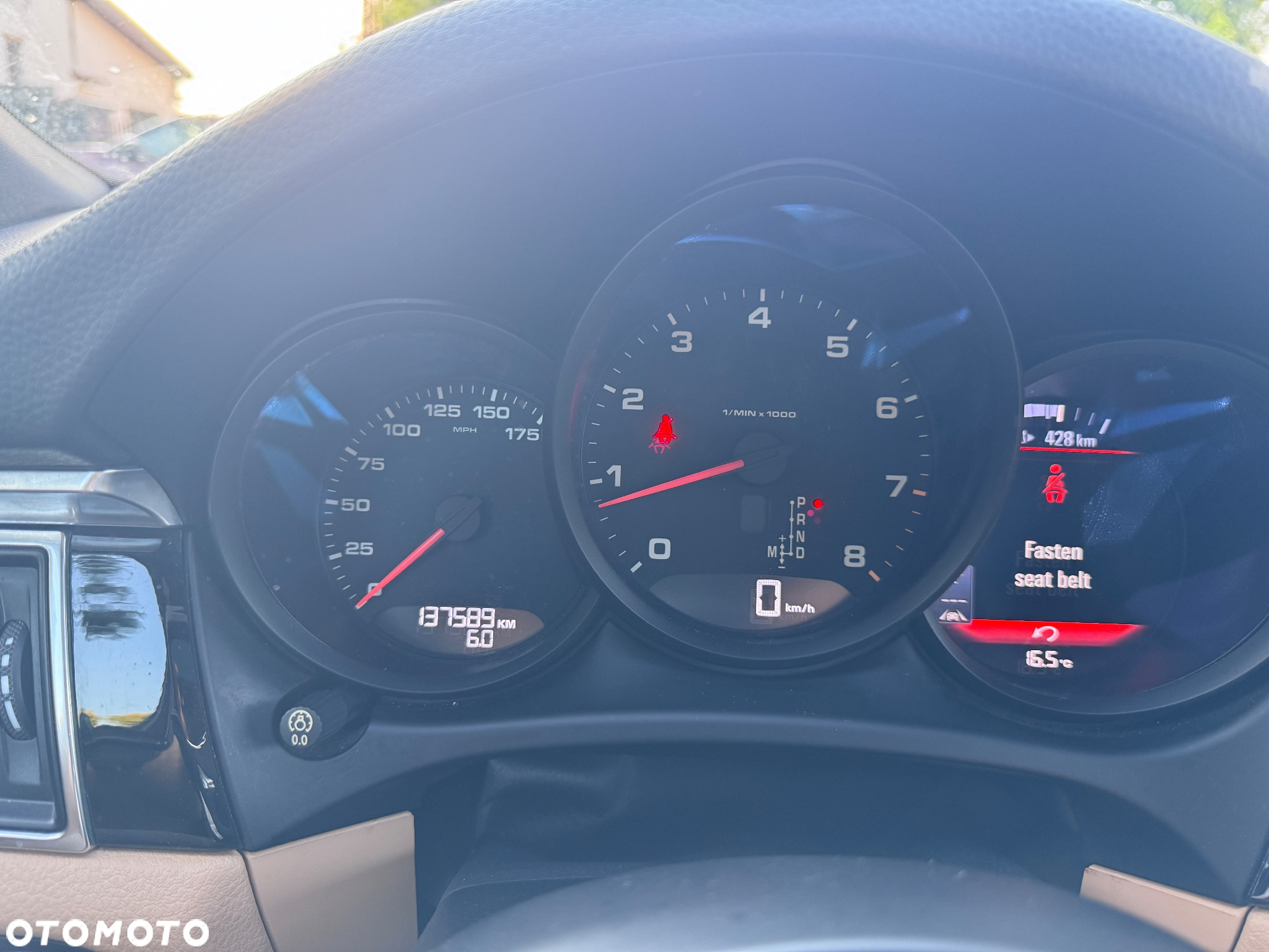 Porsche Macan Standard - 12