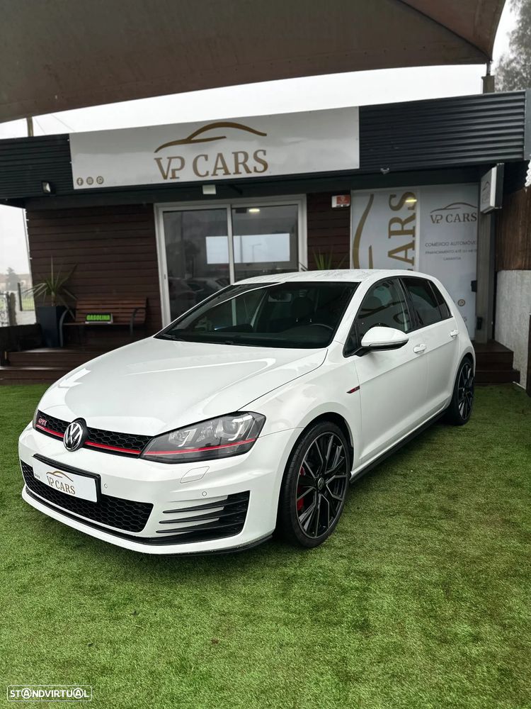 VW Golf 2.0 TSi GTi DSG Performance - 4