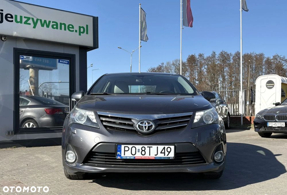Toyota Avensis 2.2 D-4D Prestige - 2