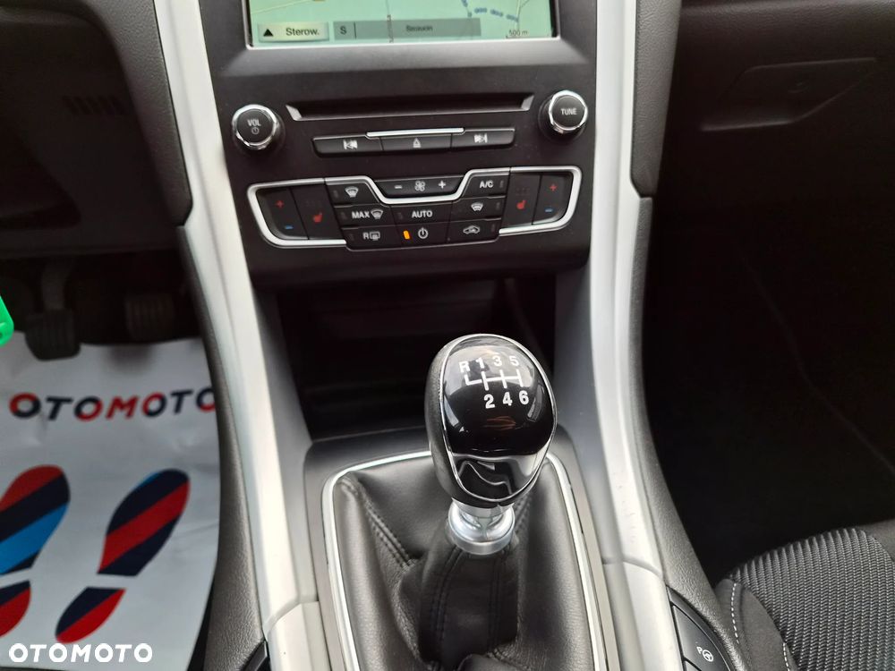 Ford Mondeo - 26