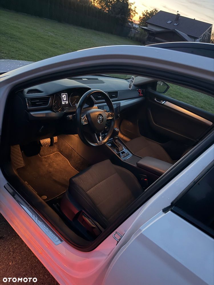 Skoda Superb - 16