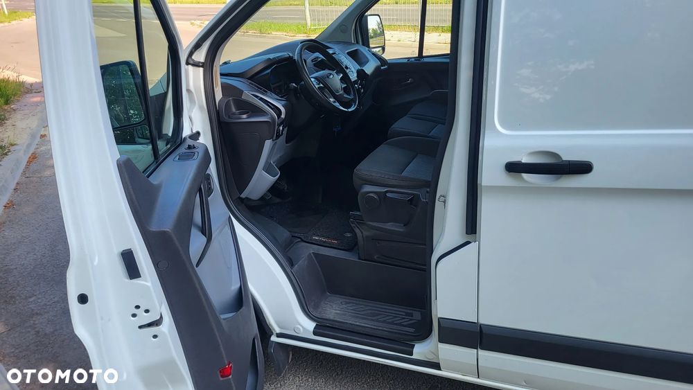 Ford Transit Custom - 16