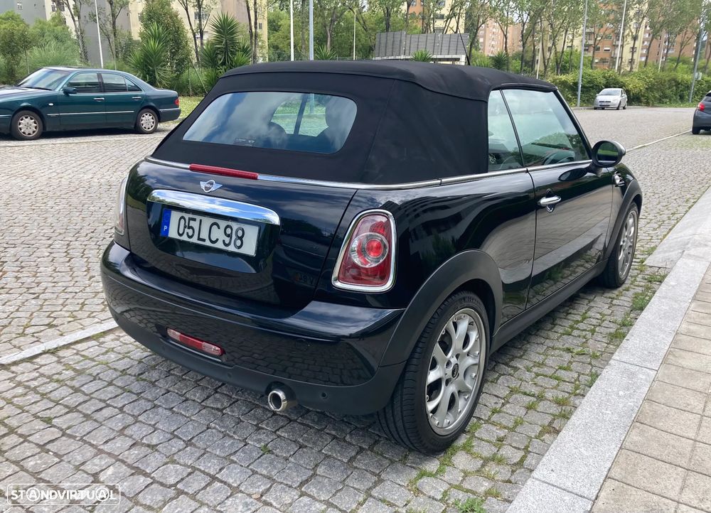 MINI Cabrio Cooper D - 13
