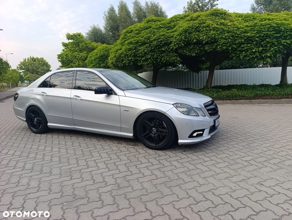 Mercedes-Benz Klasa E - 9