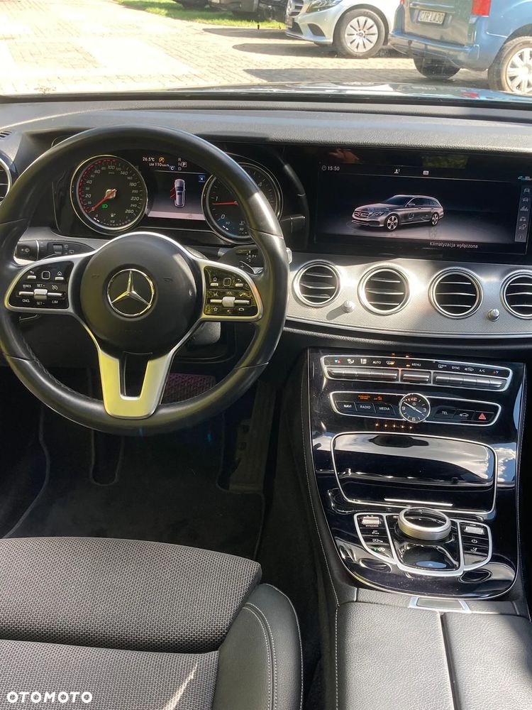Mercedes-Benz Klasa E 220 d 9G-TRONIC Avantgarde - 18