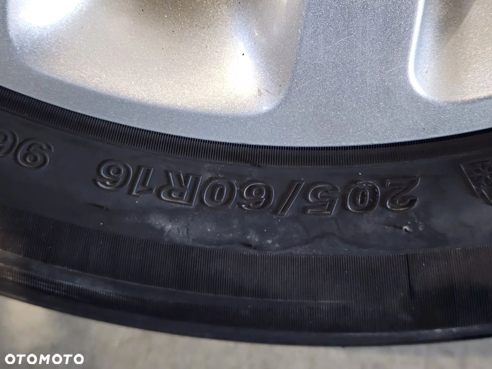 Fiat SEDICI LIFT koła aluminiowe 205/60R16 - 6