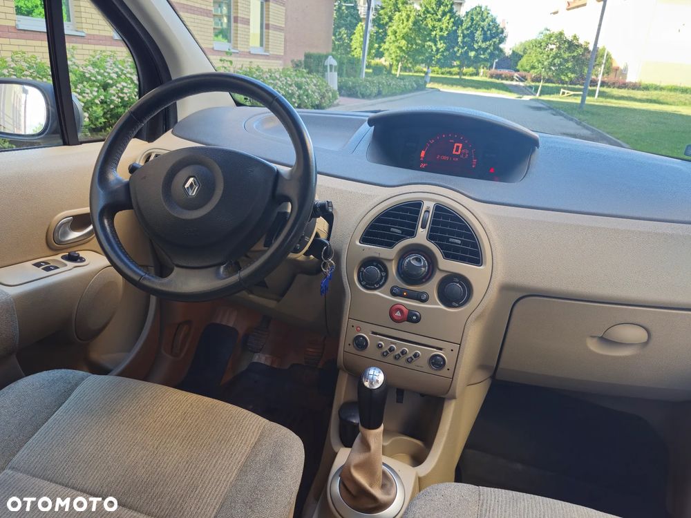 Renault Modus - 17