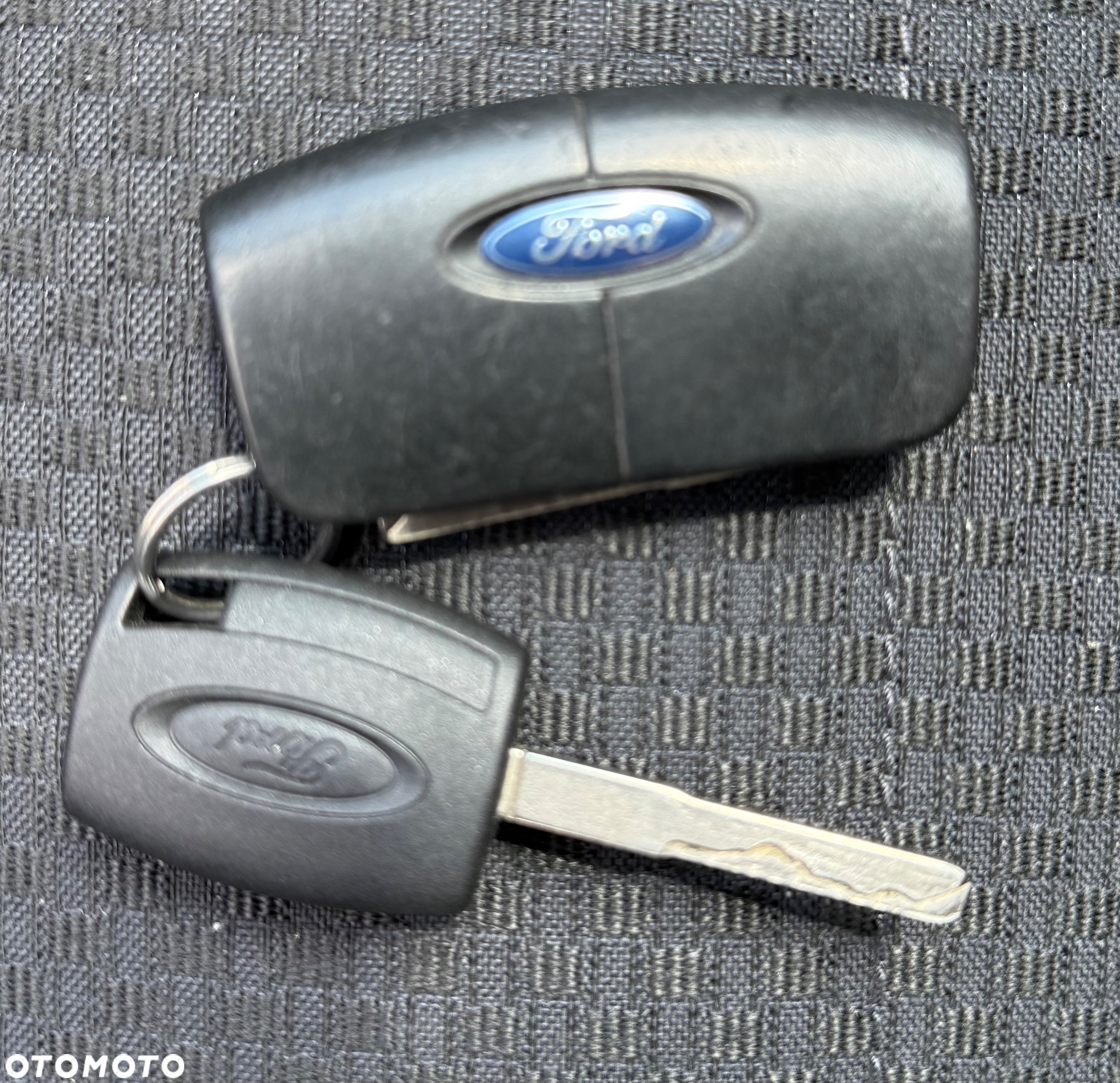 Ford C-MAX 1.8 Platinium X - 22