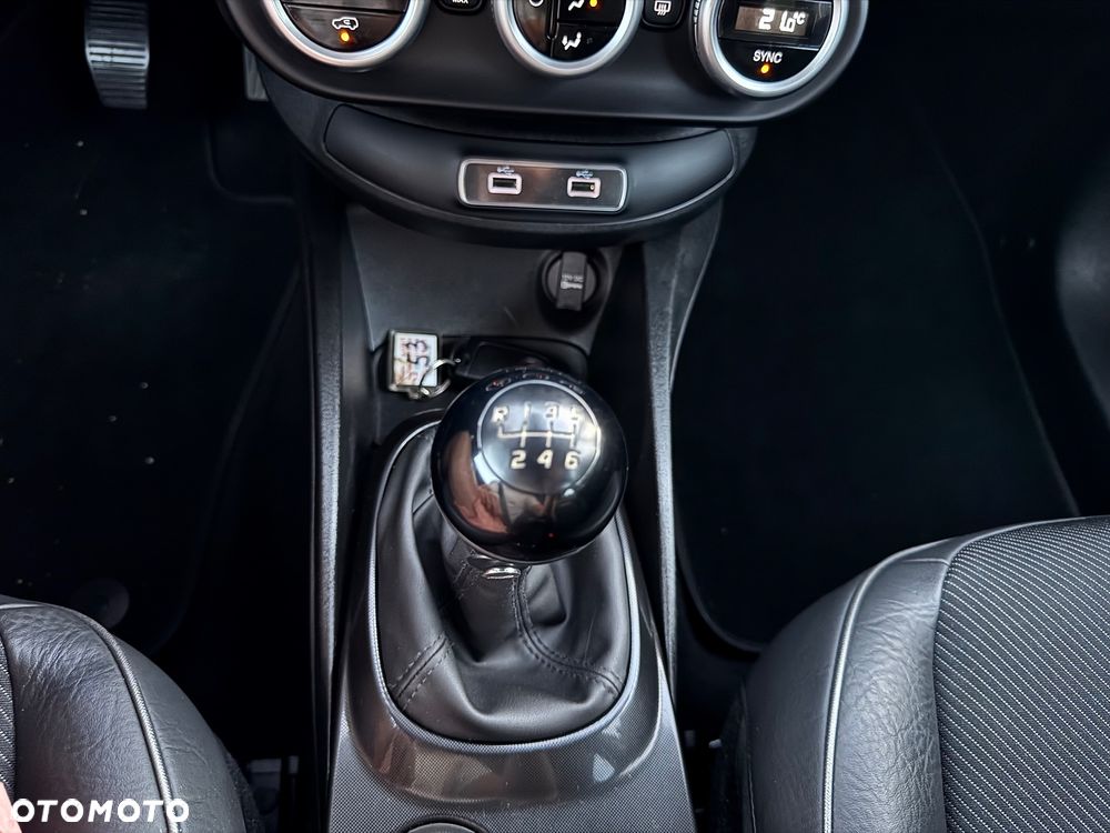Fiat 500X Dolcevita 1.0 FireFly Turbo 4x2 S&S Cross - 27
