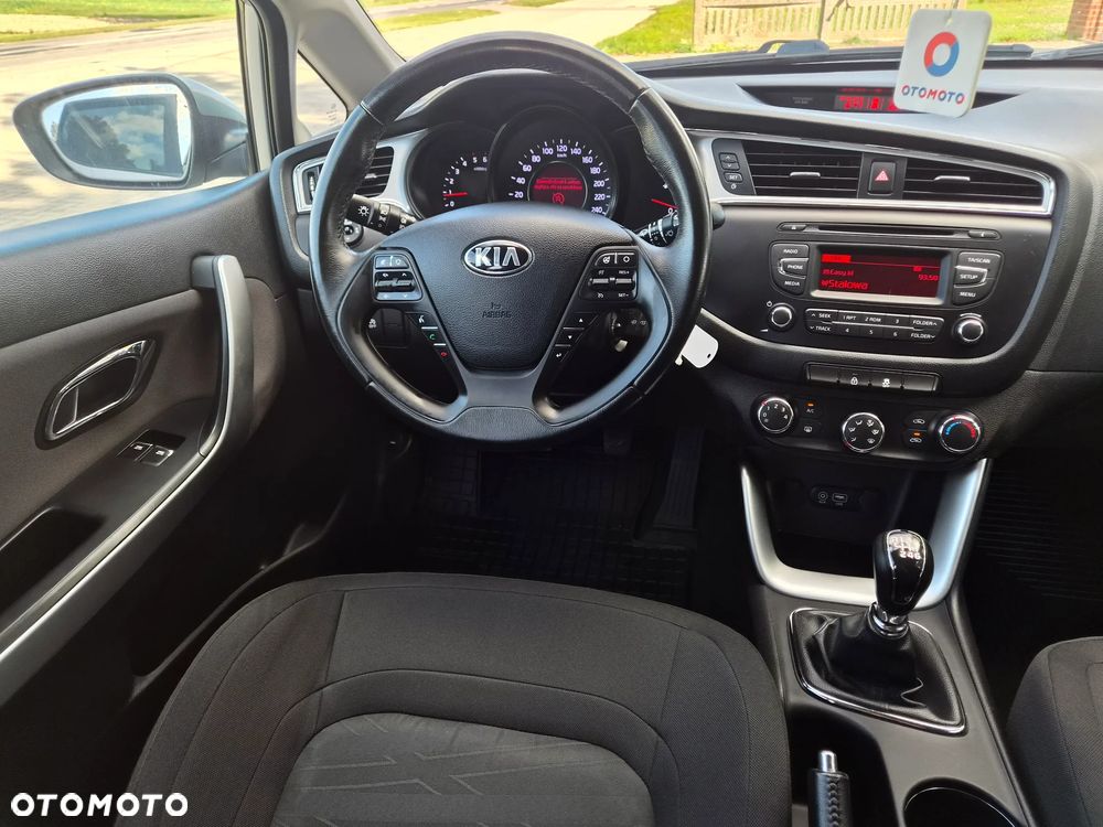 Kia Ceed 1.6 CRDi XL - 4