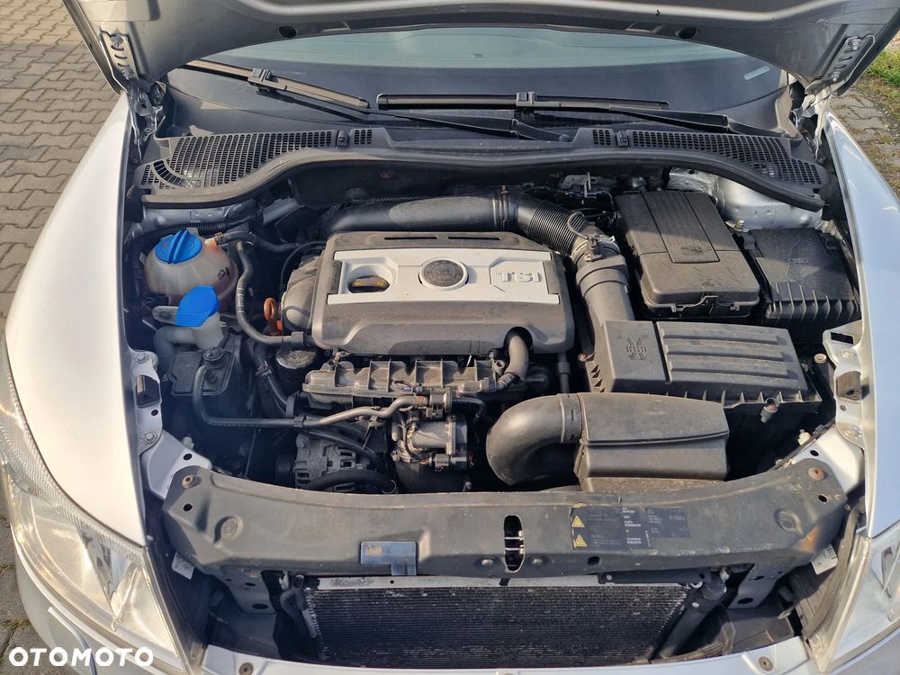 Skoda Octavia 2.0 TSI DSG RS - 35