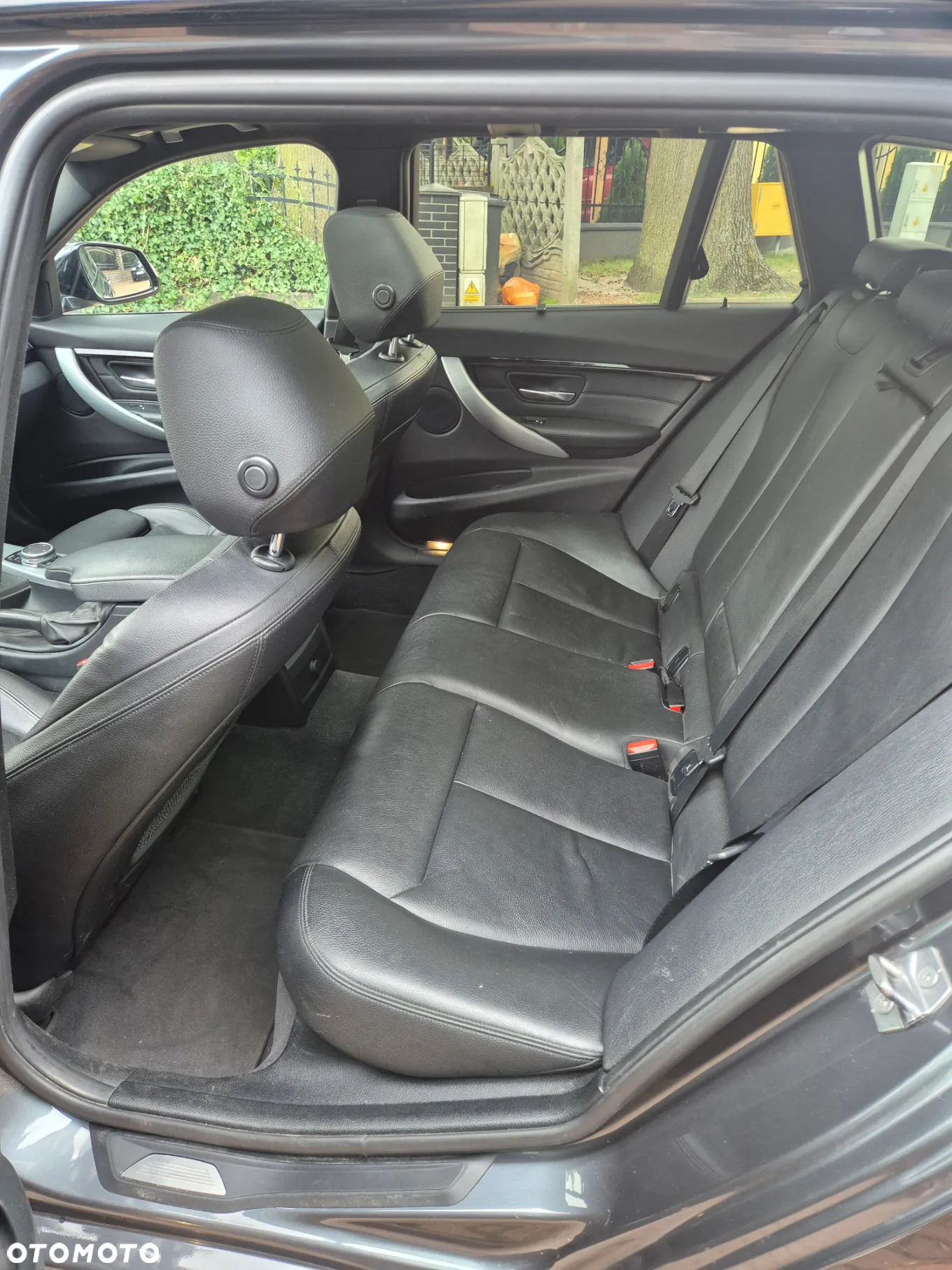 BMW Seria 3 320d Touring Edition M Sport Shadow - 6