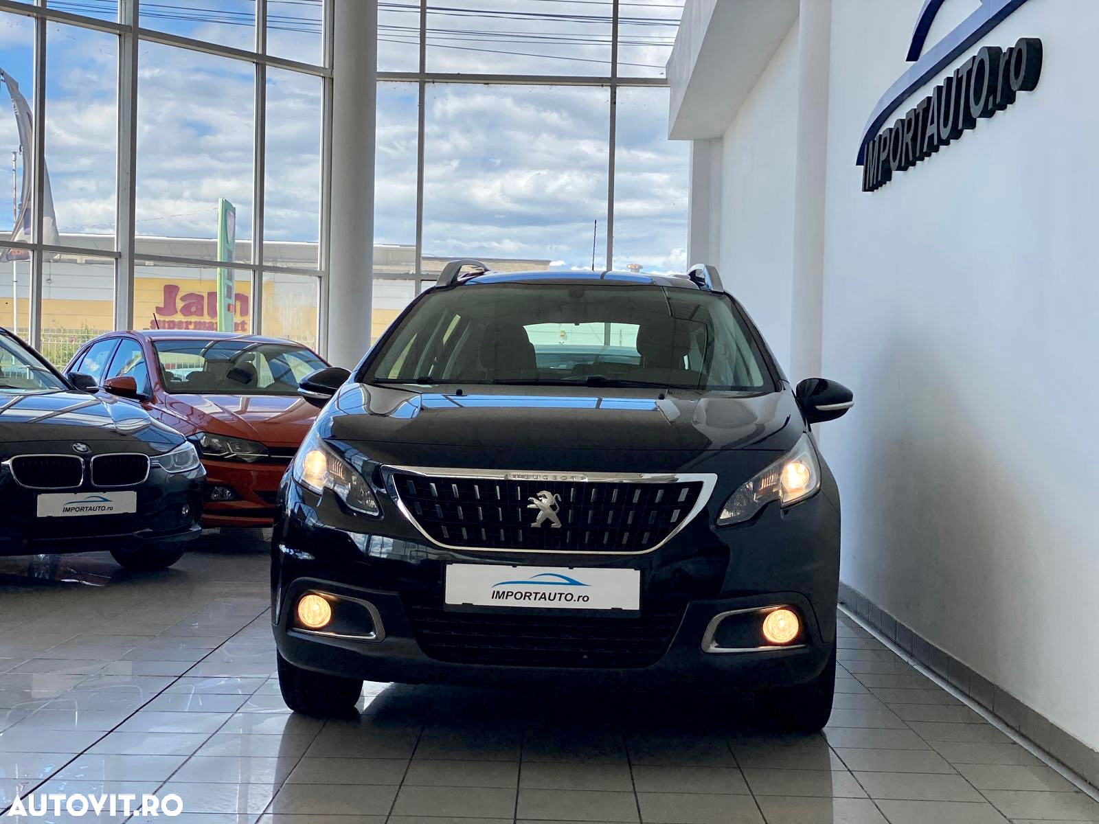 Peugeot 2008 1.2 PureTech Turbo Allure - 2