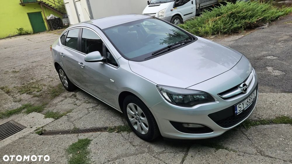 Opel Astra - 3
