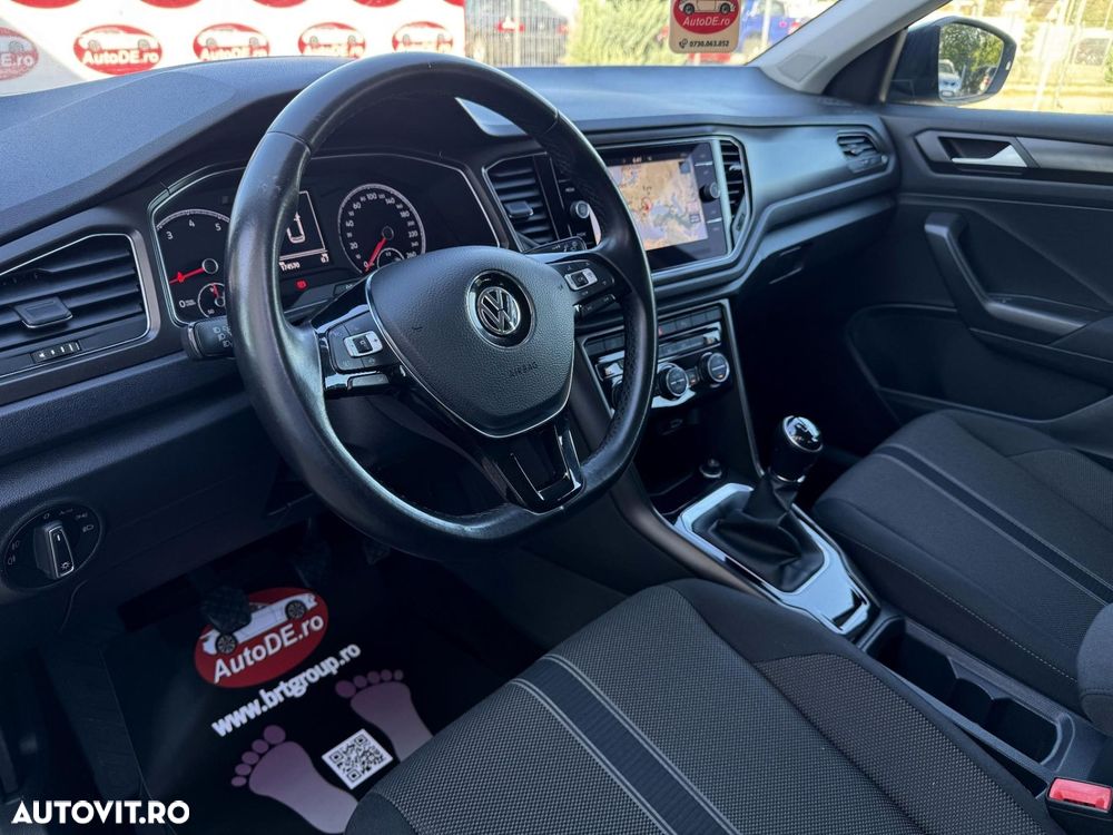 Volkswagen T-Roc - 5
