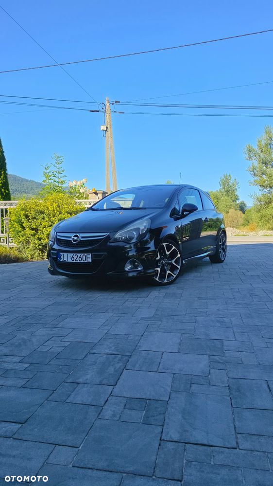 Opel Corsa 1.6 T OPC - 1