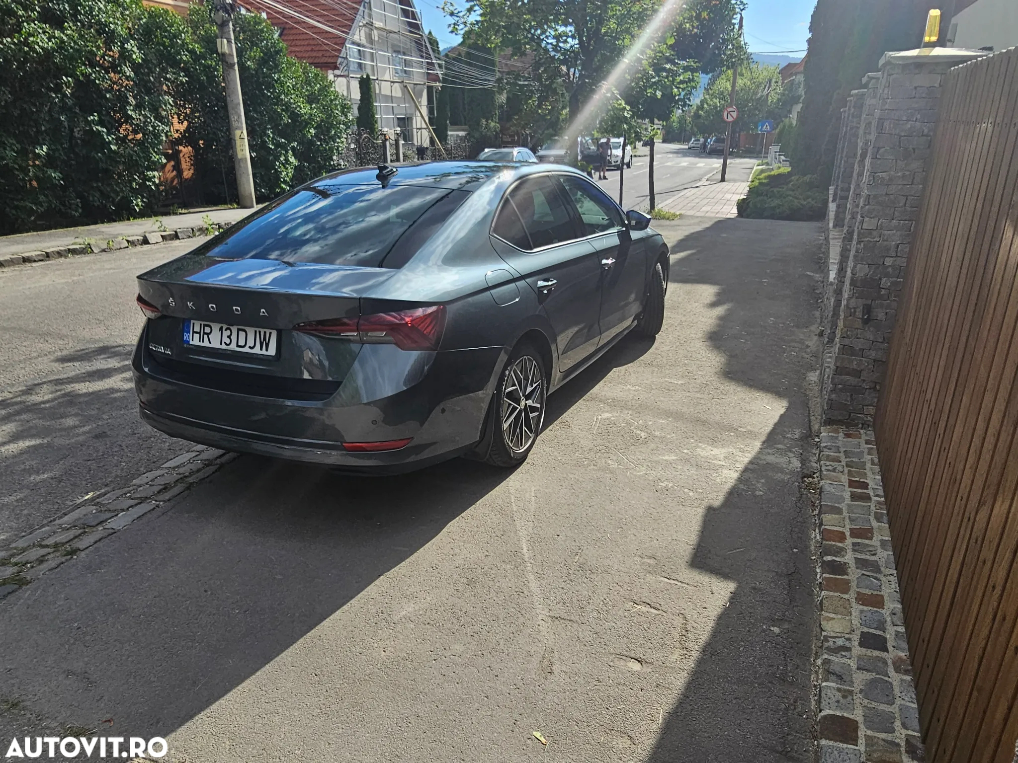 Skoda Octavia 2.0 TDI DSG Style - 4