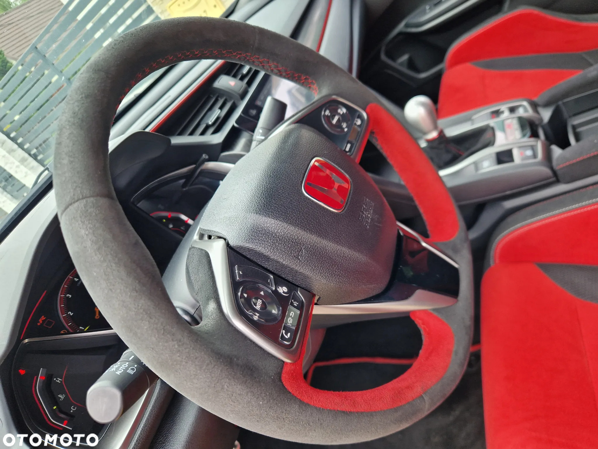 Honda Civic 2.0 T Type-R Limited Edition - 23