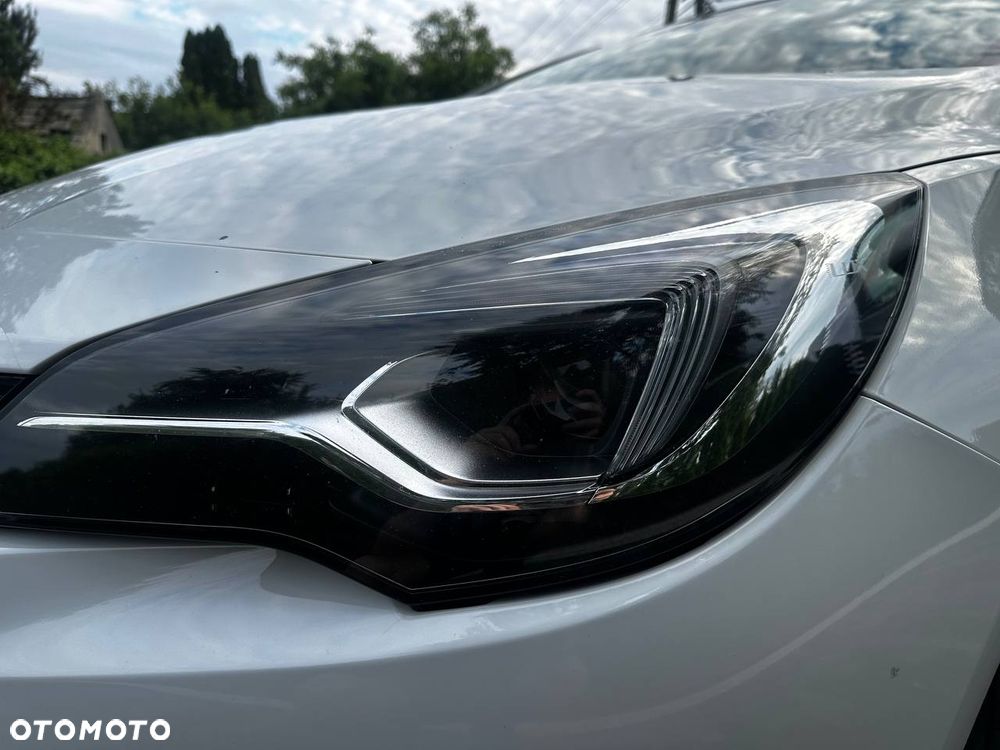 Opel Astra 1.6 CDTI Elite - 26