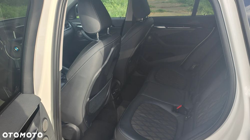 BMW X1 - 12