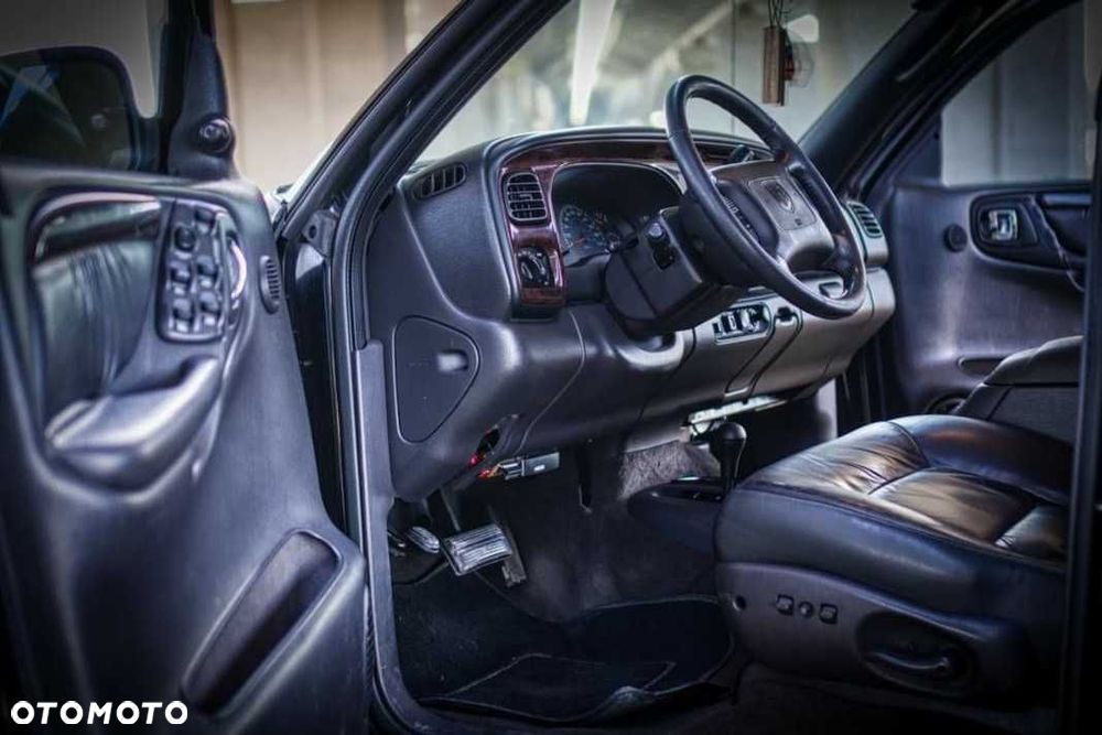 Dodge Durango - 11