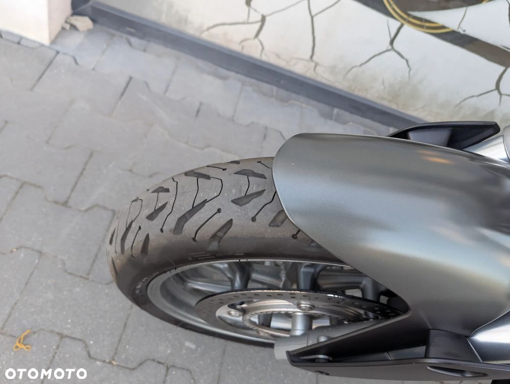 BMW R - 10