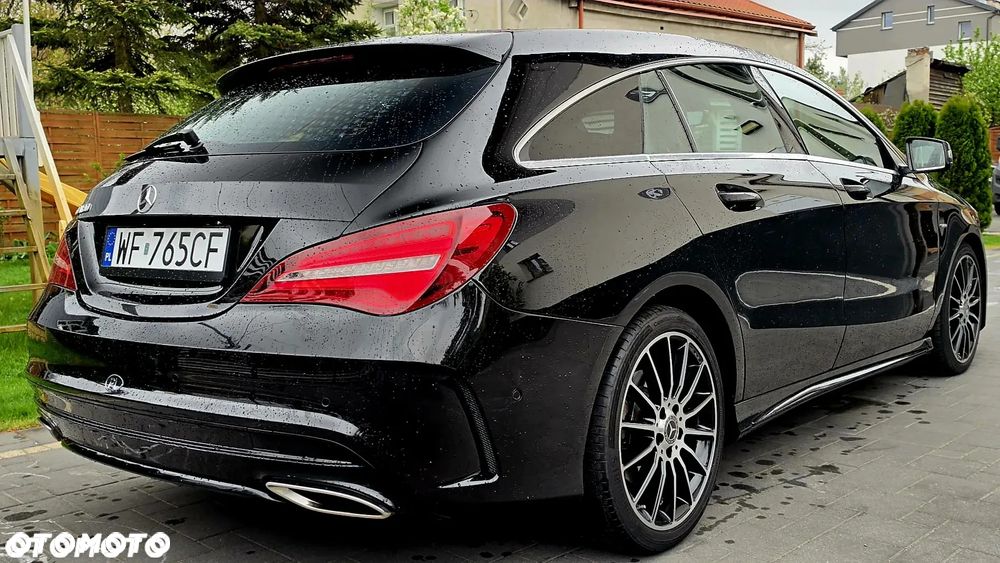 Mercedes-Benz CLA 180 AMG Line - 14