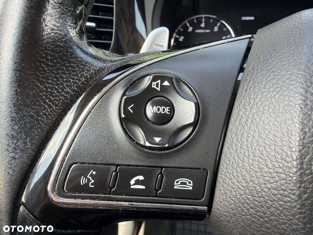 Mitsubishi Outlander 2.0 Intense 4WD CVT - 18