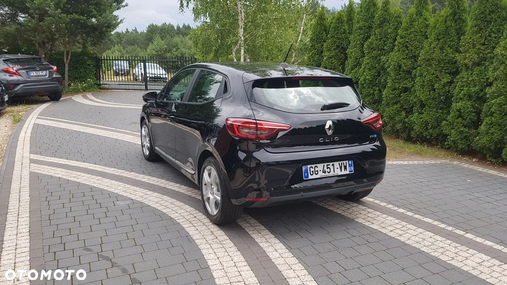 Renault Clio - 7