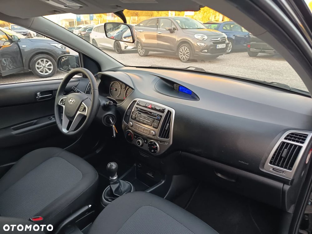 Hyundai i20 1.25 Comfort - 25