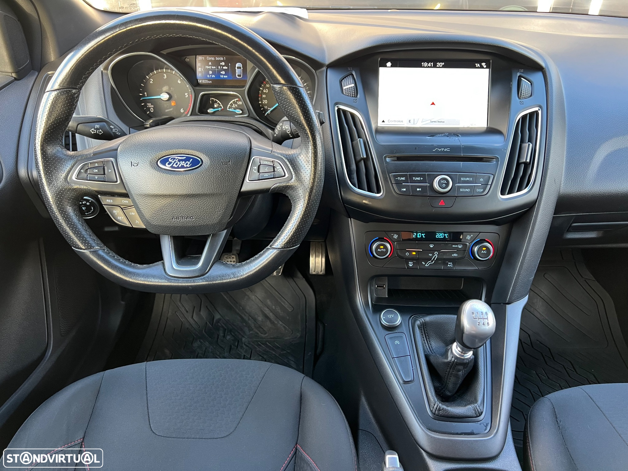 Ford Focus SW 1.5 TDCi EcoBlue ST-Line - 12