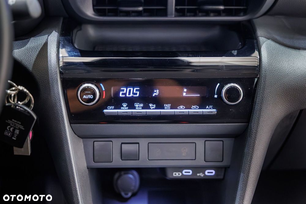 Toyota Yaris Cross - 38