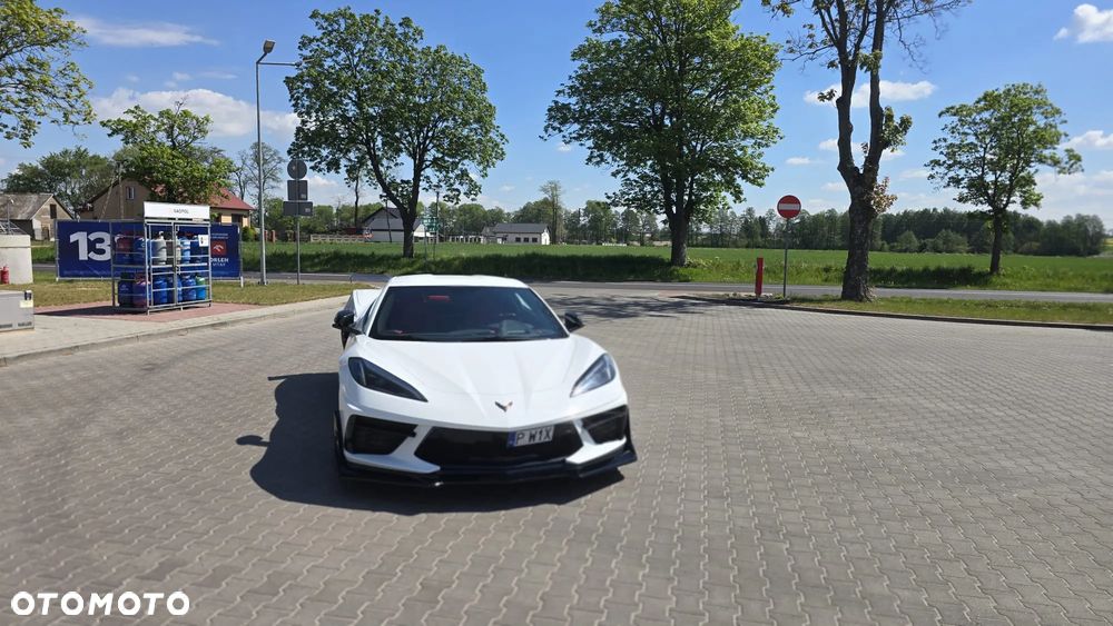 Chevrolet Corvette - 7