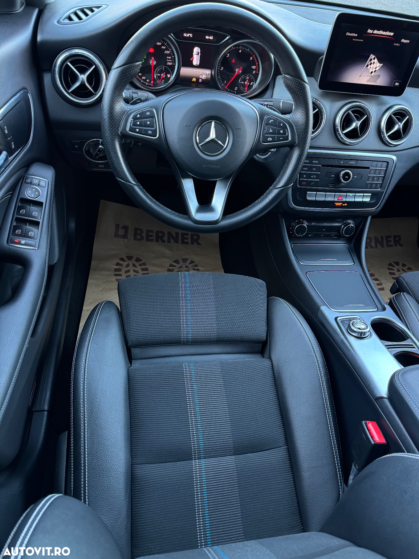 Mercedes-Benz CLA Shooting Brake 200 (CDI) d 4Matic 7G-DCT - 14