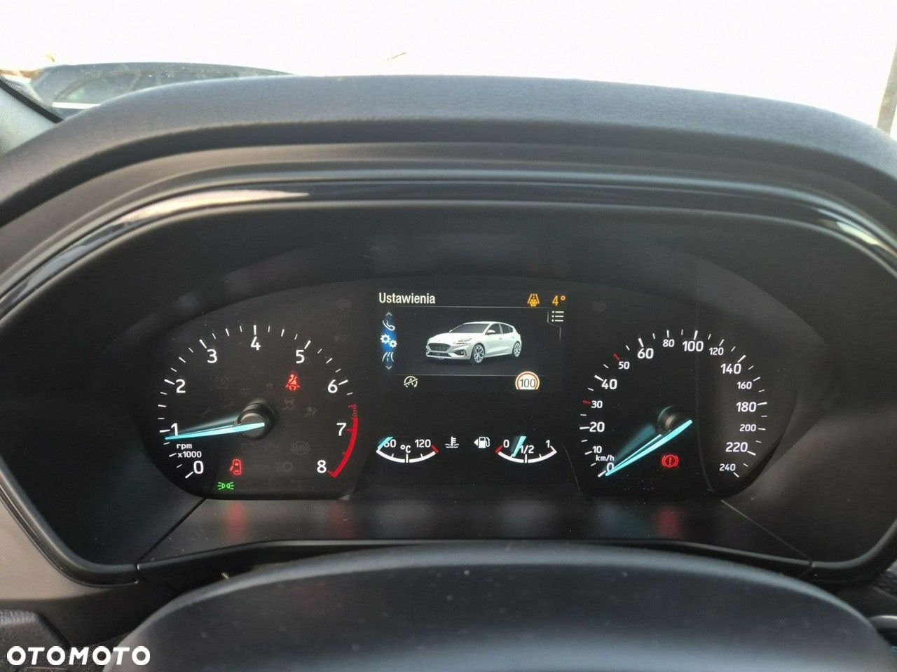 Ford Focus - 17