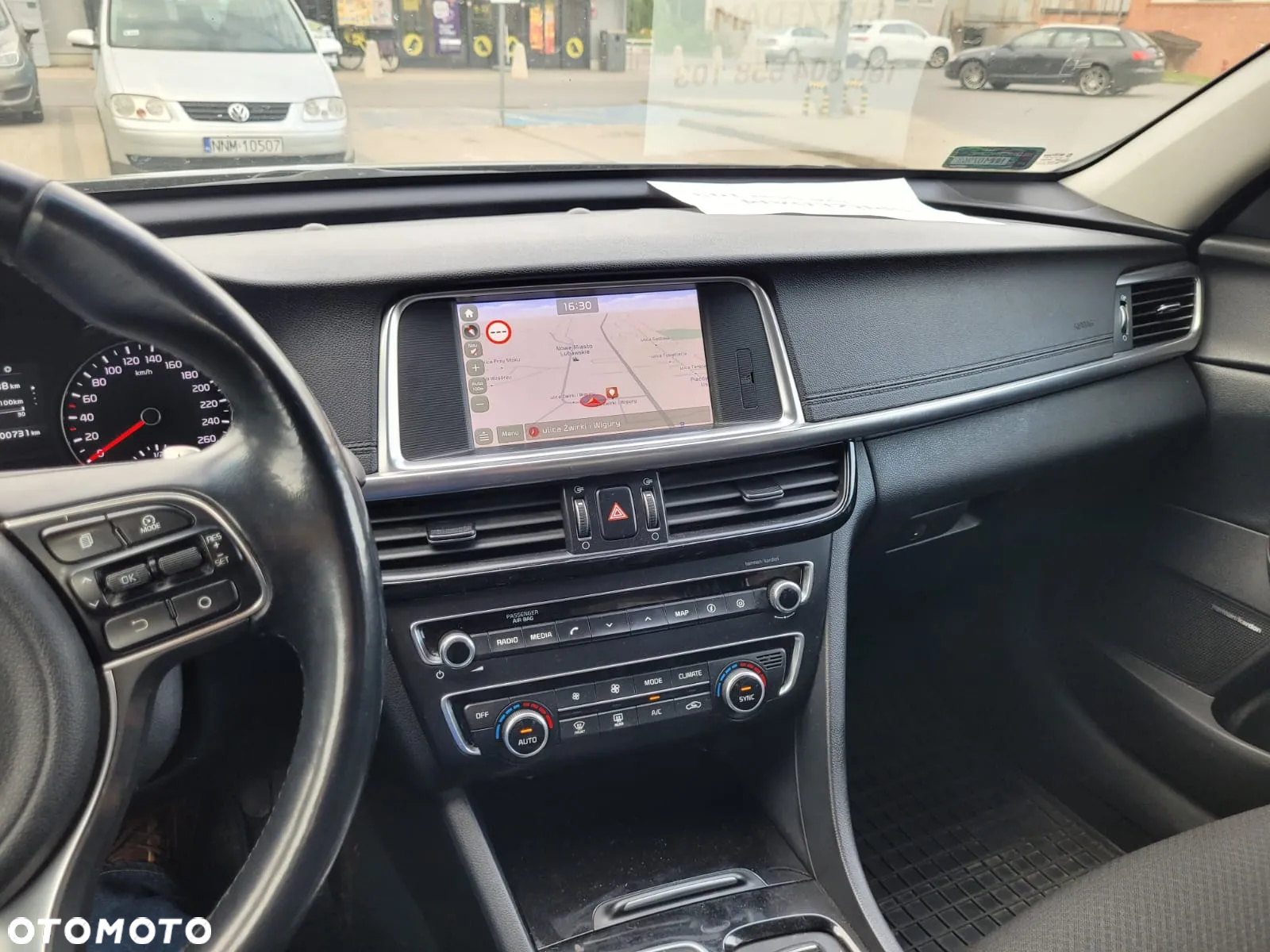 Kia Optima - 10