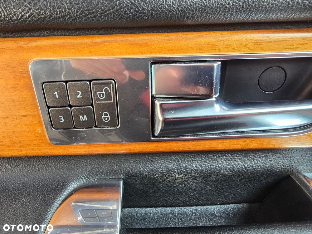 Land Rover Discovery 5.0 V8 HSE - 33