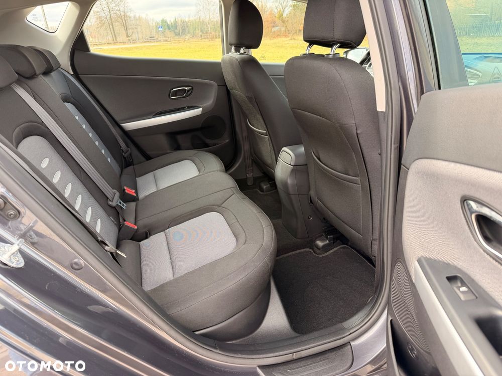 Kia Ceed 1.6 CRDi 128 Spirit - 22
