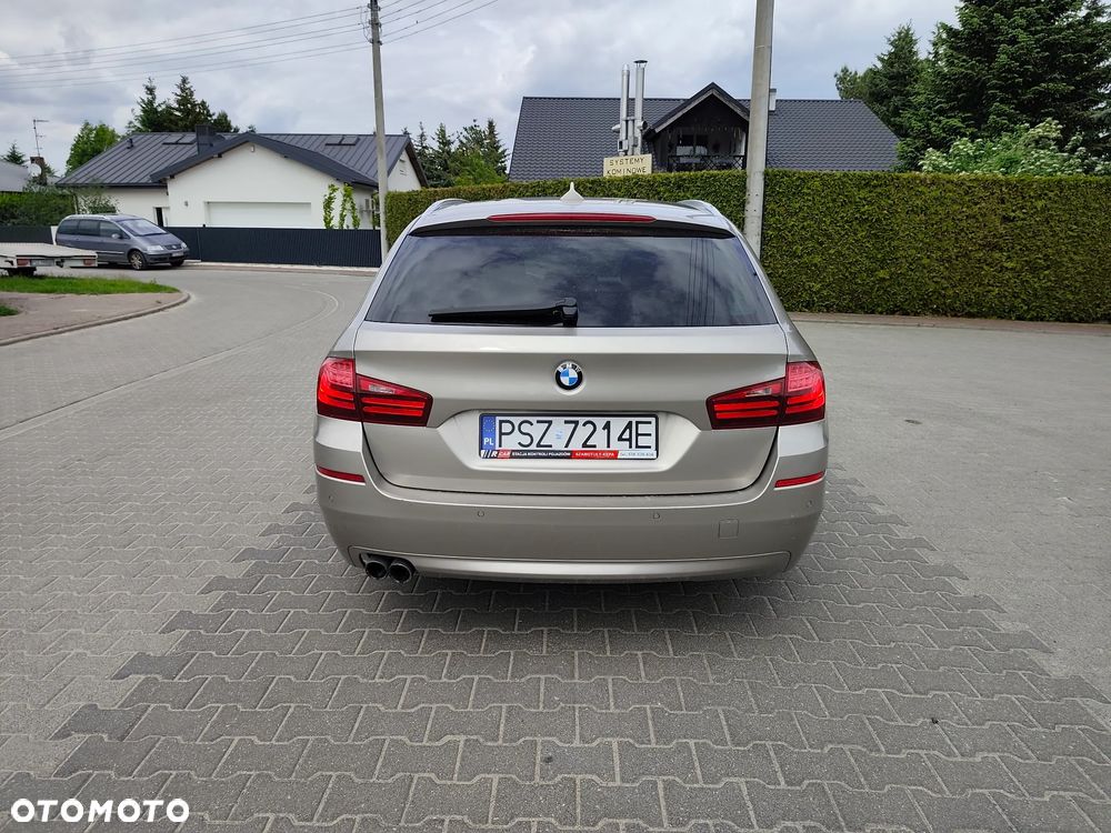 BMW Seria 5 520d - 12