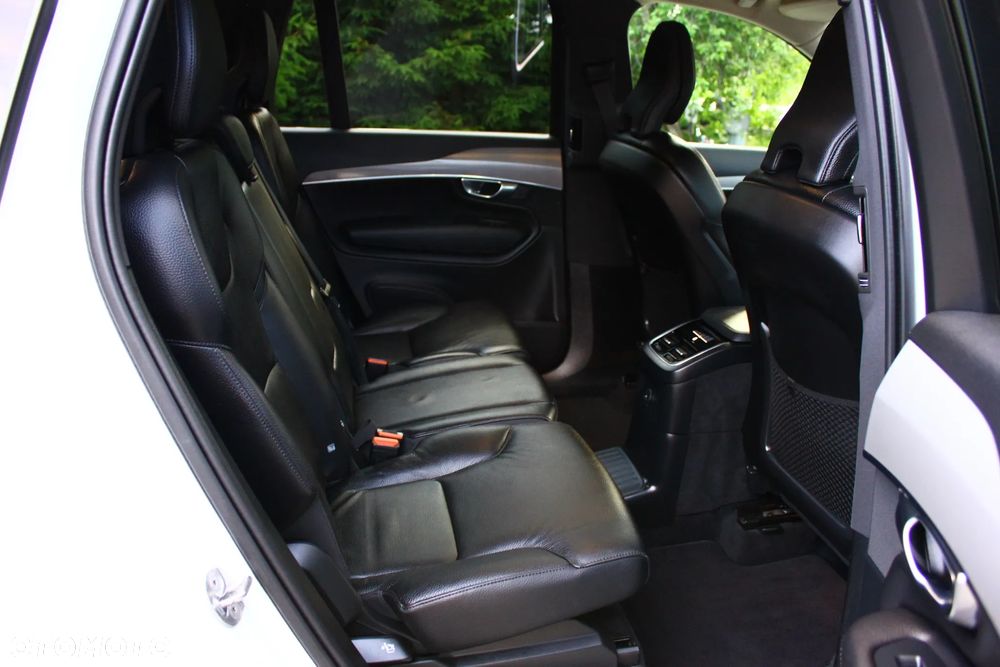 Volvo XC 90 T8 AWD Plug-In Hybrid Inscription Expression 7os - 38