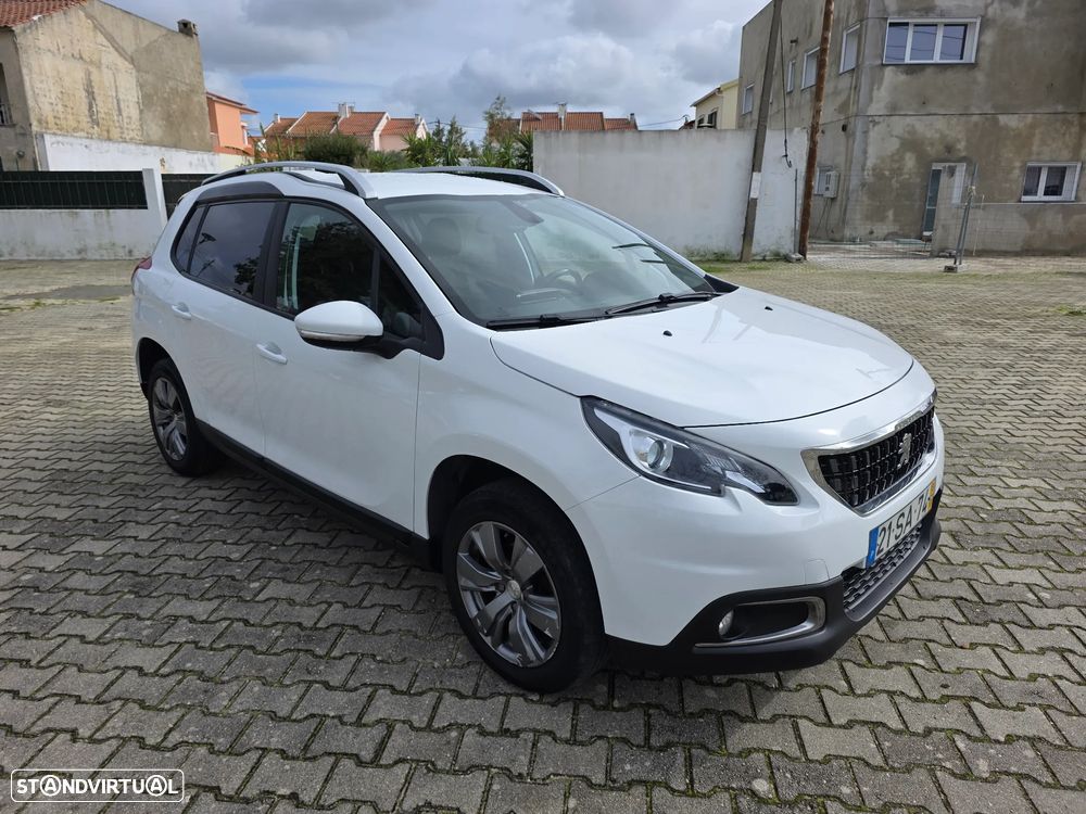 Peugeot 2008 1.2 PureTech Style - 5