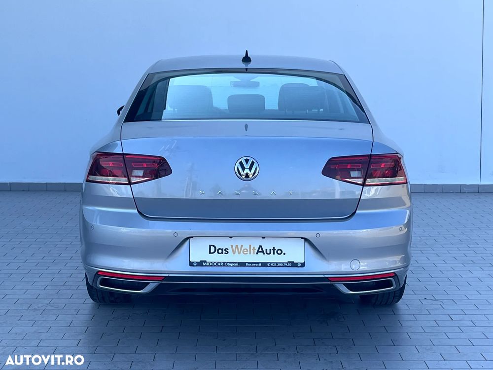 Volkswagen Passat 2.0 TDI DSG Highline - 5